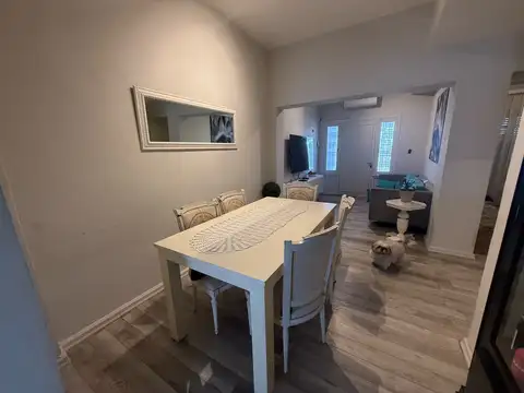 Depto Tipo Casa en Venta al Noreste