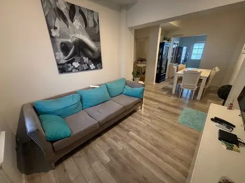 Depto Tipo Casa en Venta en Bernal, USD 125.000
