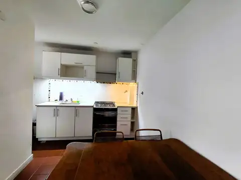 Depto Tipo Casa en Alquiler de 1 dormitorio