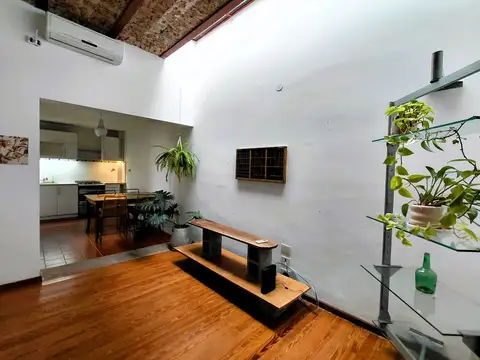 Depto Tipo Casa en Alquiler 60 años