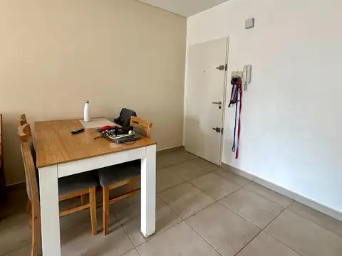 Dpto 2 amb en Las Lomitas con cochera - Oliden 29