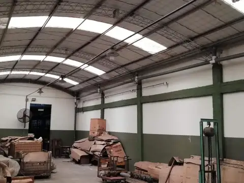 Galpon en Venta en Avellaneda, USD 219.900