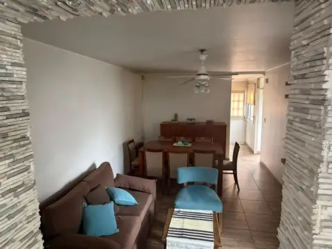 Casa en Venta - Sexta Sección - Calle Ferroviarios Argentinos