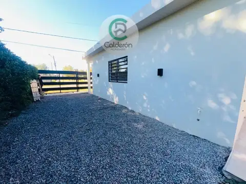 Casa en Venta en Francisco Alvarez, USD 85.000