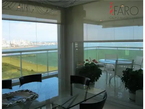 Departamento en Alquiler de 3 dormitorios