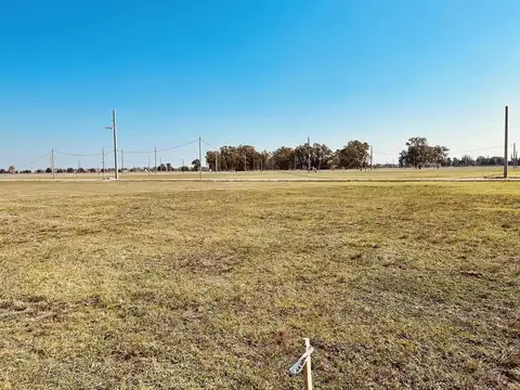 Terreno en Venta 20  mts Frente