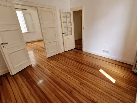 Departamento en Venta en Balvanera, USD 107.000