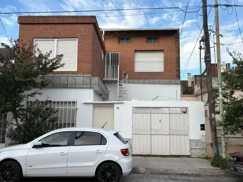 ph 3 amb  primer piso por escalera caracol 