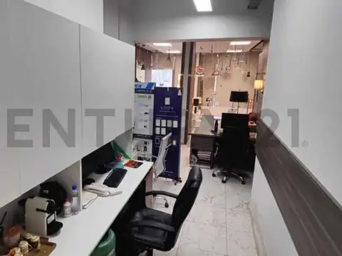 Avenida Balbin 264600, Piso 0