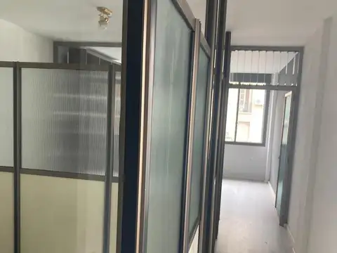 Oficina en Venta 60 años