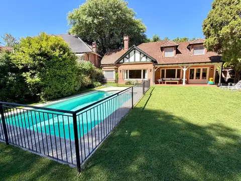 Casa en Alquiler en Acassuso Vias  /  Libertador, Acassuso