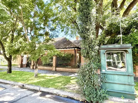 Casa en Alquiler en Acassuso Vías  /  Libertador, USD 8.000