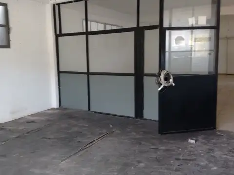 Galpon en Venta 59,46  mts Fondo