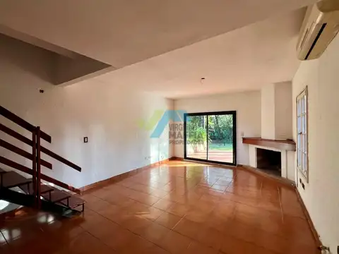Venta triplex 4 amb jardín, Pilar del Lago, Pilar