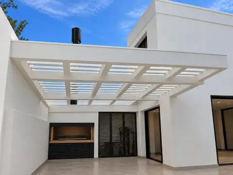 Casa en Venta al Oeste