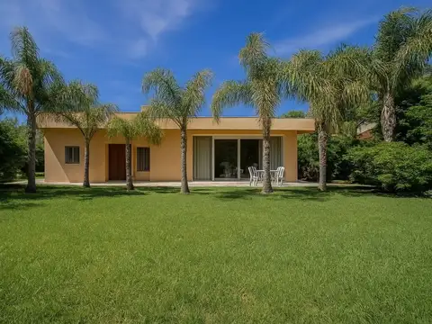 VENTA CASA 4 AMB JARDIN 770M2 PILAR LAS ORQUíDEAS