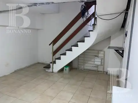 Local en Venta 35 años