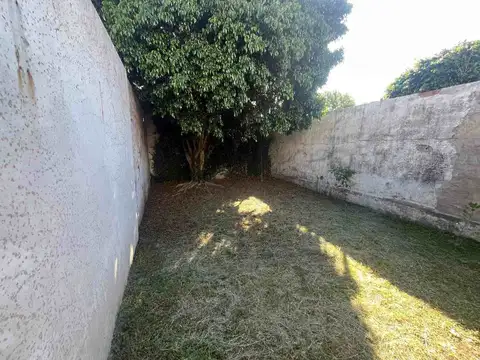 Depto Tipo Casa en Venta con 1 cocheras