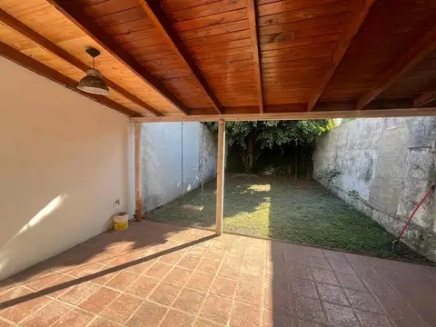 VENTA PH 3 AMBIENTES JARDIN Y COCHERA PALOMAR