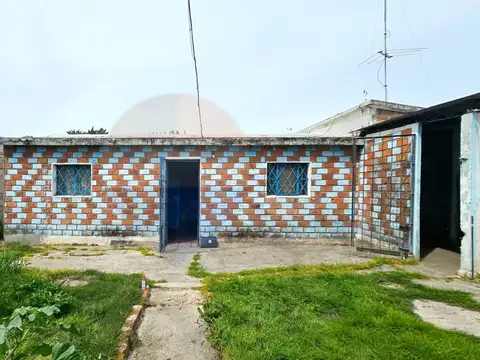 VENTA CASA 3 DORMITORIOS, GARAJE EN BARROS BLANCOS