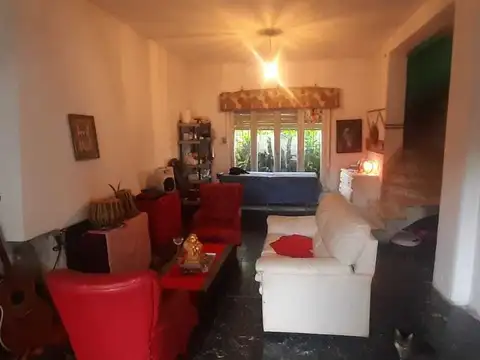 Casa en Venta en Castelar, USD 78.000