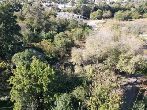 Avenida San Cayetano 100