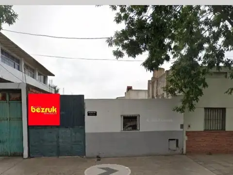 Terreno en venta, en Flores