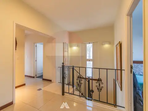 VENTA CASA PUNTA GORDA 5 DORM+ ESC PISCINA GGE
