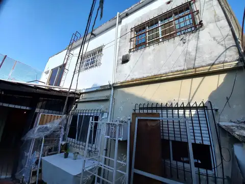 Depto Tipo Casa 3 ambientes con 1 baño