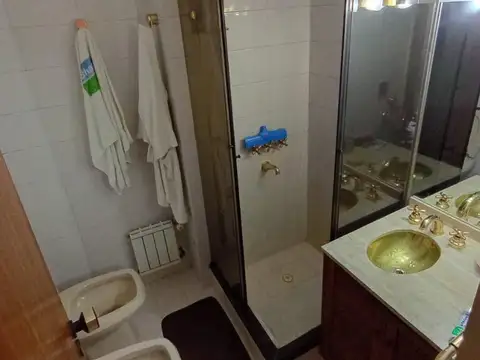 Departamento 4 ambientes con 3 baños