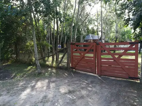 VENTA CASA CON PILETA EN ABASTO LA PLATA