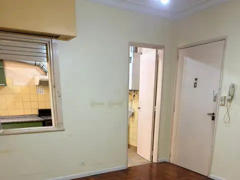 CASTRO BARROS 100, Piso 1