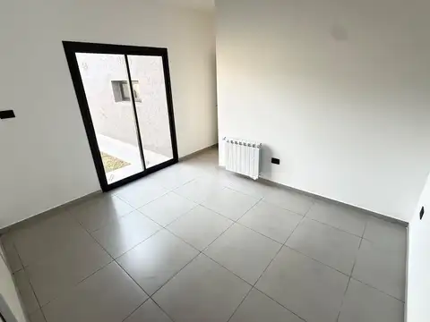 Depto Tipo Casa en Venta con 1 cocheras