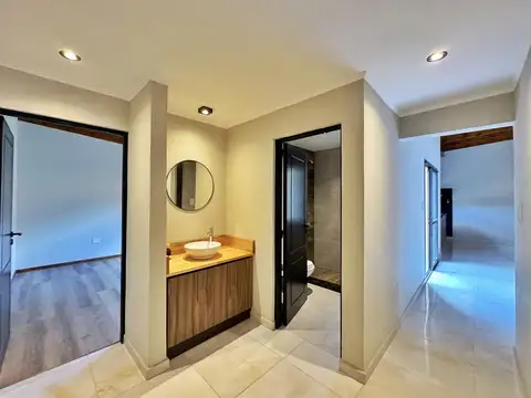 Casa en Venta al Este