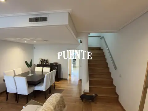 Depto Tipo Casa en Venta con 3 cocheras