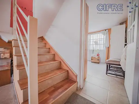 Depto Tipo Casa 3 ambientes con 2 baños