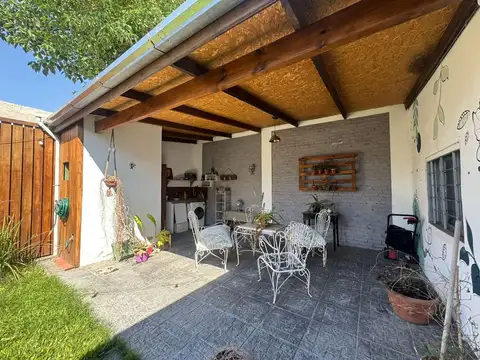 CASA EN VENTA TEMPERLEY REFACCIONADA A NUEVA
