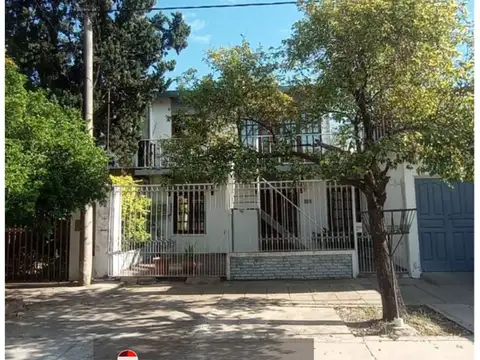 Venta casa + dpto macrocentro