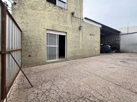 Galpon en Venta 25  mts Fondo