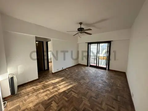 VENTA! Departamento 3 ambientes con balcon