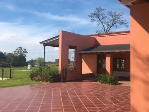 Terreno en Venta en Carlos Keen, USD 26.000