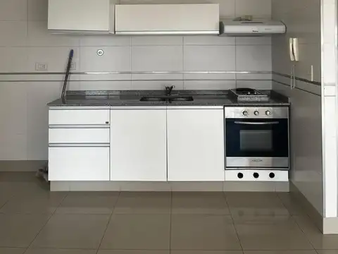Departamento en Alquiler con 1 cochera