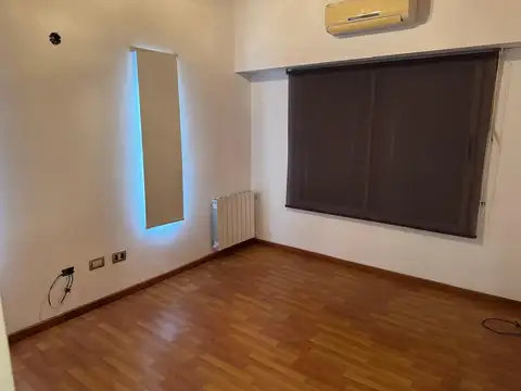 Casa en Venta en Alberdi, USD 90.000