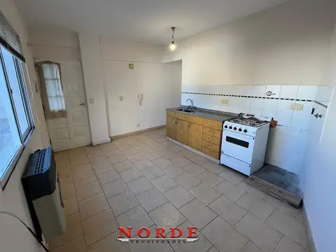 Depto Tipo Casa en Venta en Haedo, USD 39.000