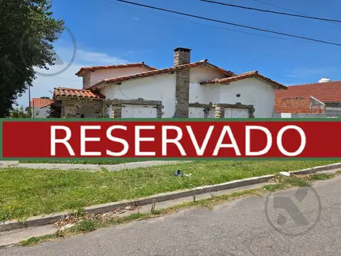 VENTA | OPORTUNIDAD A RECICLAR | CASA CUATRO AMBIENTES | PUNTA MOGOTES