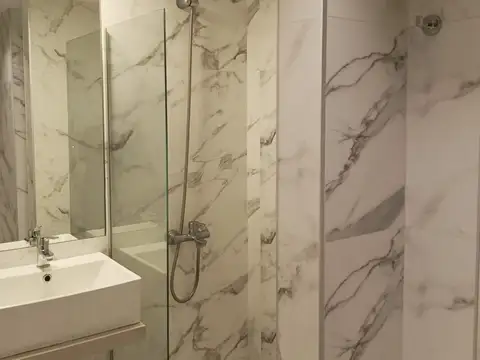 Departamento en Alquiler en Belgrano C, $ 680.000