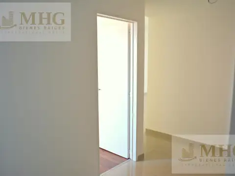 Departamento en Alquiler en Lomas del Mirador, $ 550.000