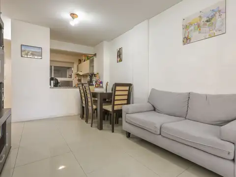 Departamento 3 ambientes con 2 baños