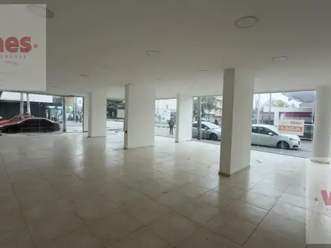 Local en Alquiler en Alto Alberdi, $ 2.800.000