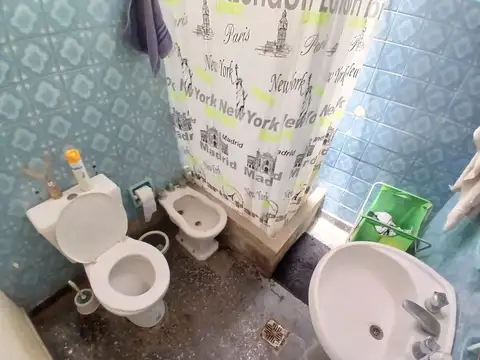 Casa - Venta - Argentina, Los Polvorines - Senillosa 2155